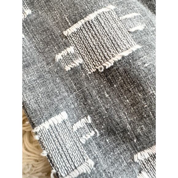 70s Grey & White Slub Knit Fringe Set - Picture 13 of 16